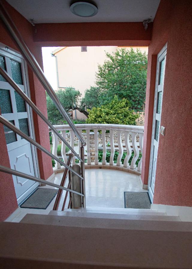 Apartments Ljubo Stari Grad  Eksteriør billede
