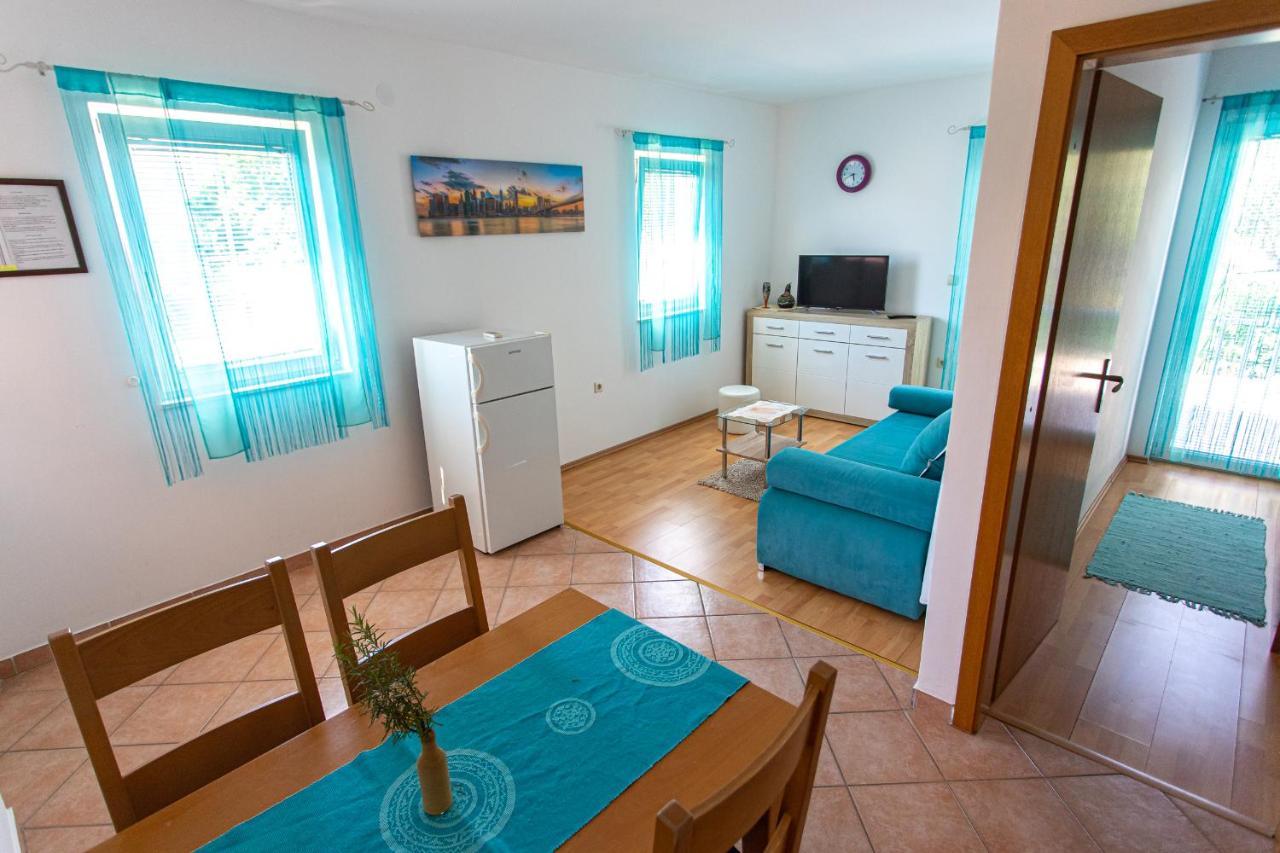 Apartments Ljubo Stari Grad  Eksteriør billede