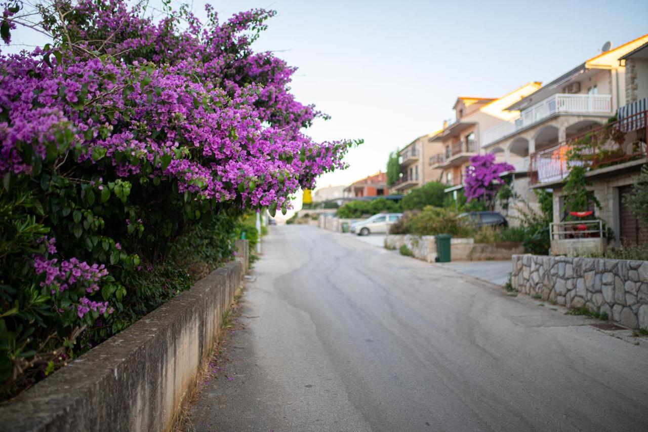 Apartments Ljubo Stari Grad  Eksteriør billede